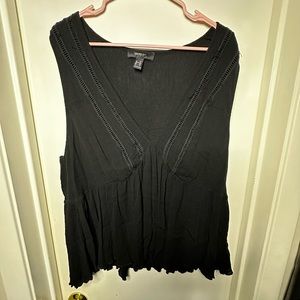 Black sleeveless woven shirt from forever 21+